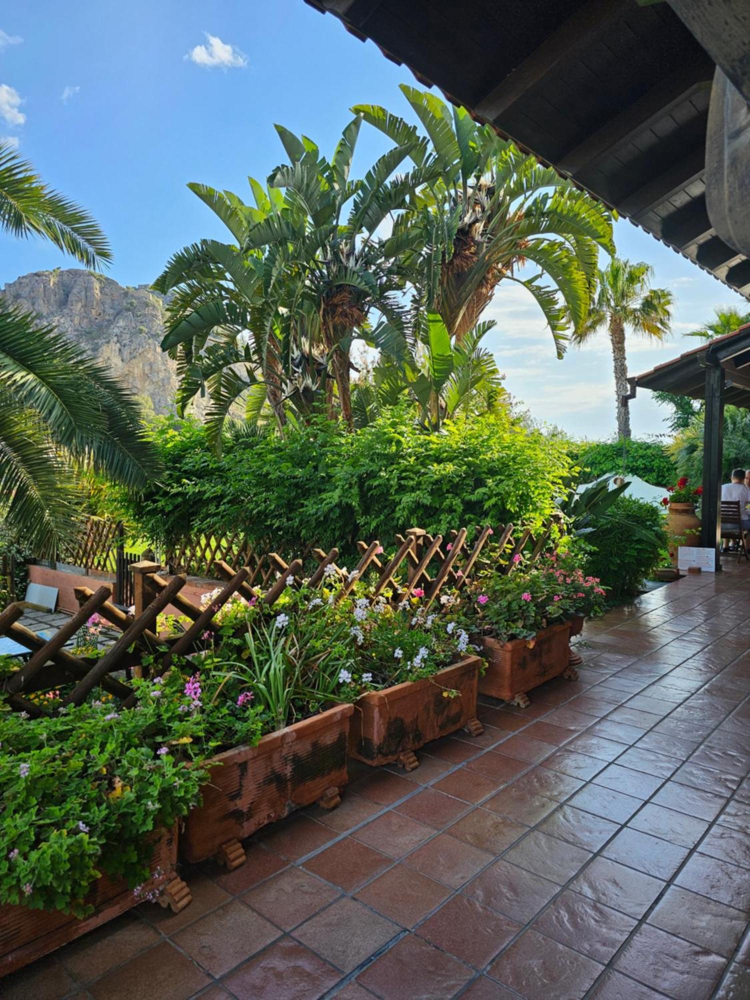 B&B Villa Di Giorgi Чефалу Экстерьер фото