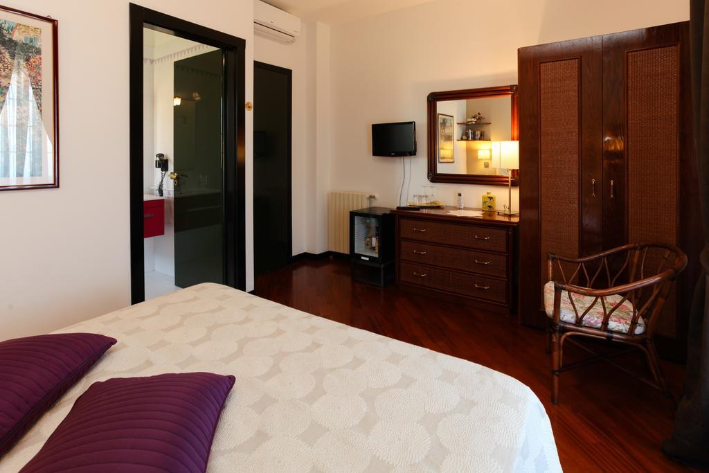 B&B Villa Di Giorgi Чефалу Экстерьер фото